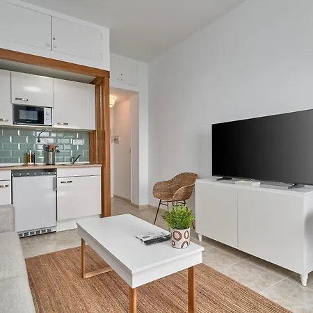 Estudio Puerta Del Mar *
